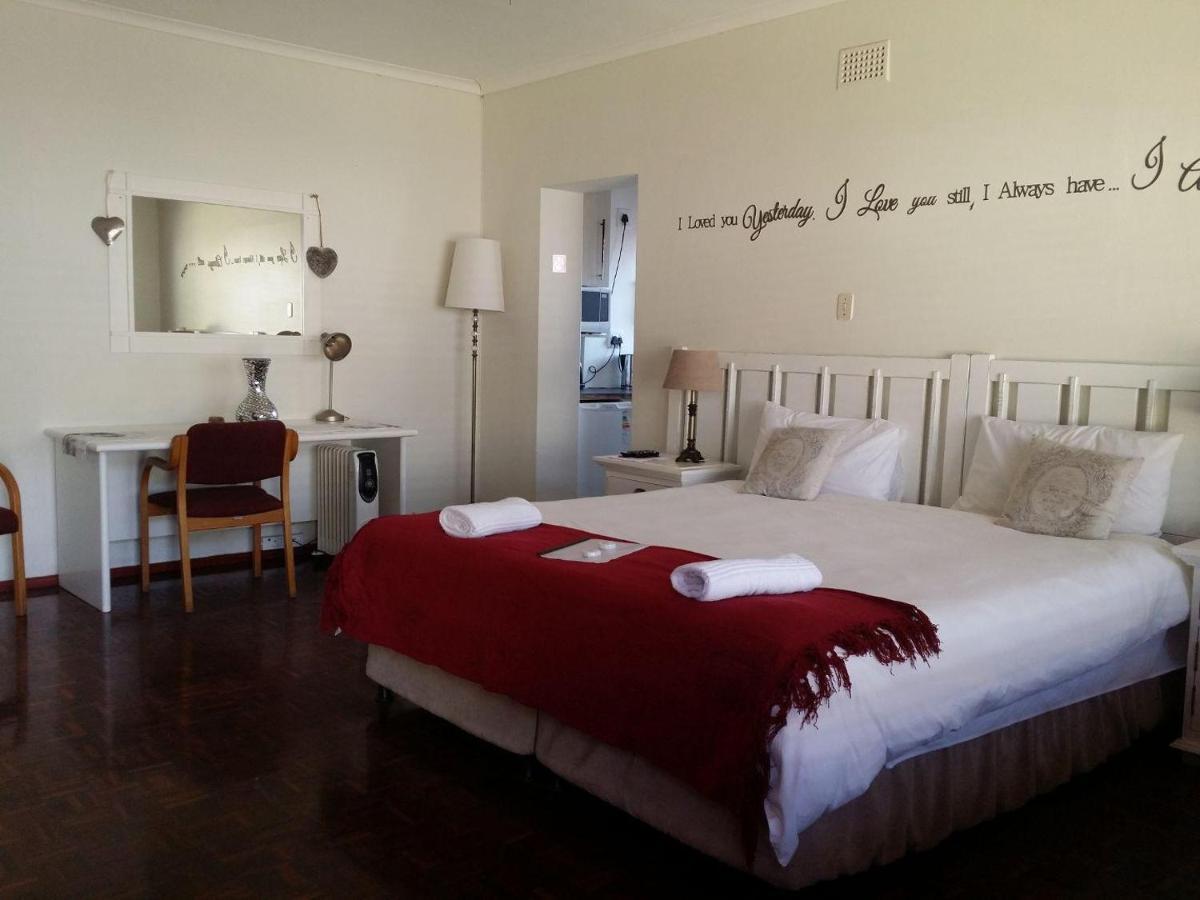 12 On Beach Guest House Saldanha Bay Экстерьер фото