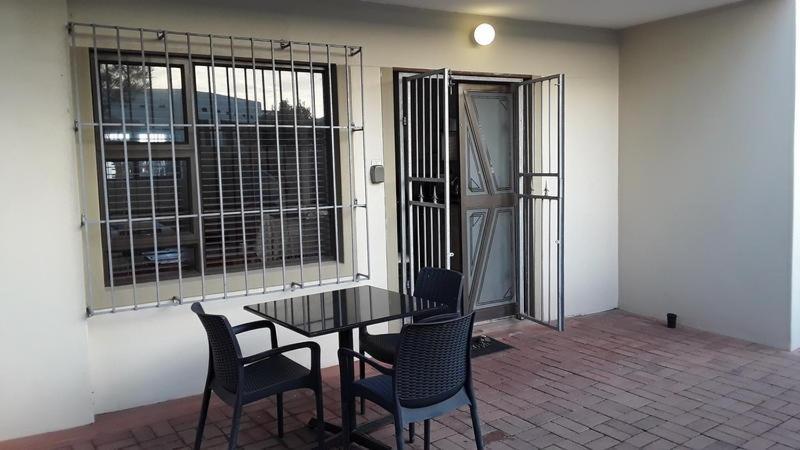 12 On Beach Guest House Saldanha Bay Экстерьер фото